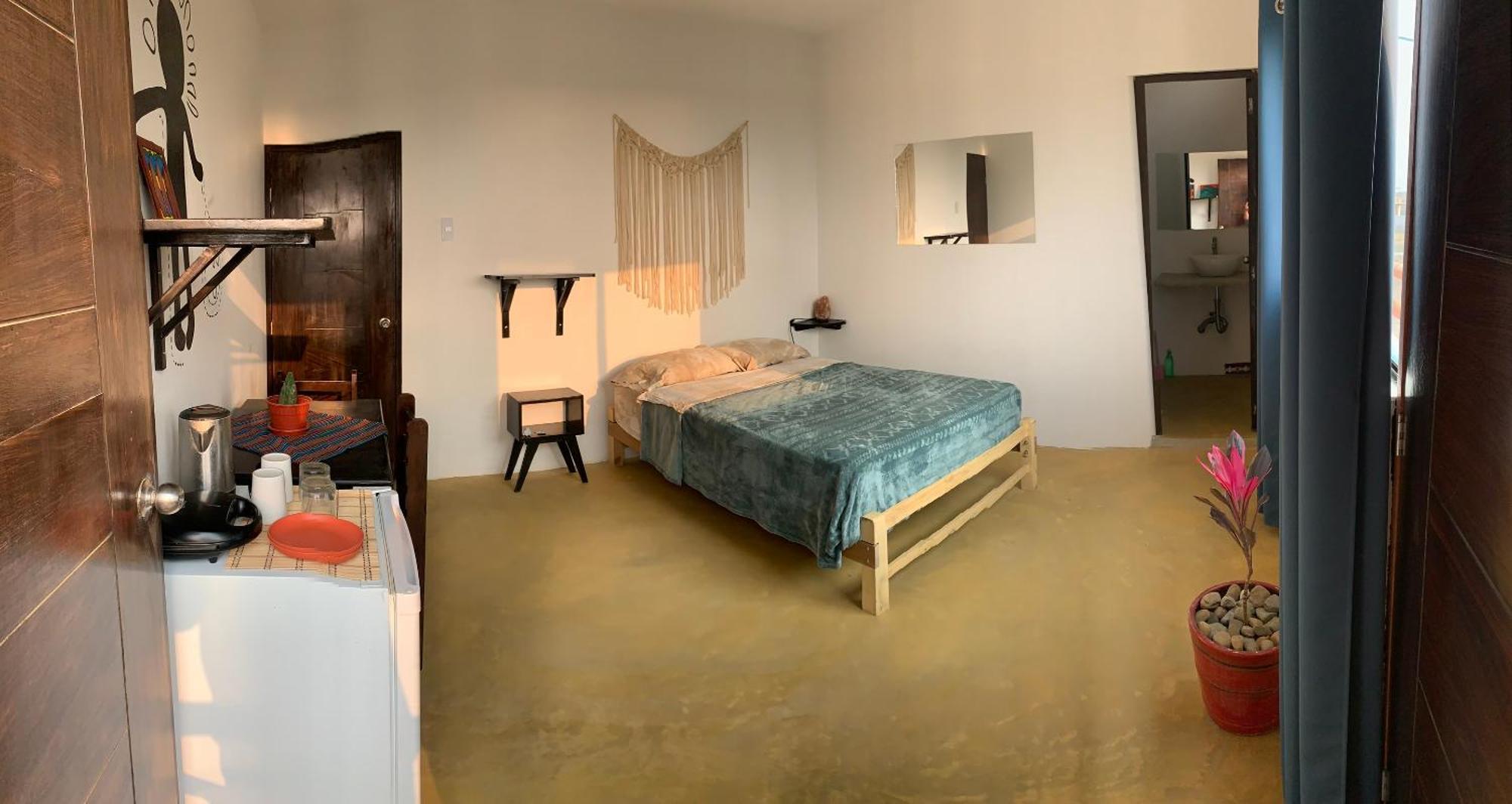 Tayta Surf House