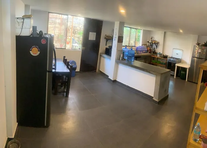 Tayta Surf House