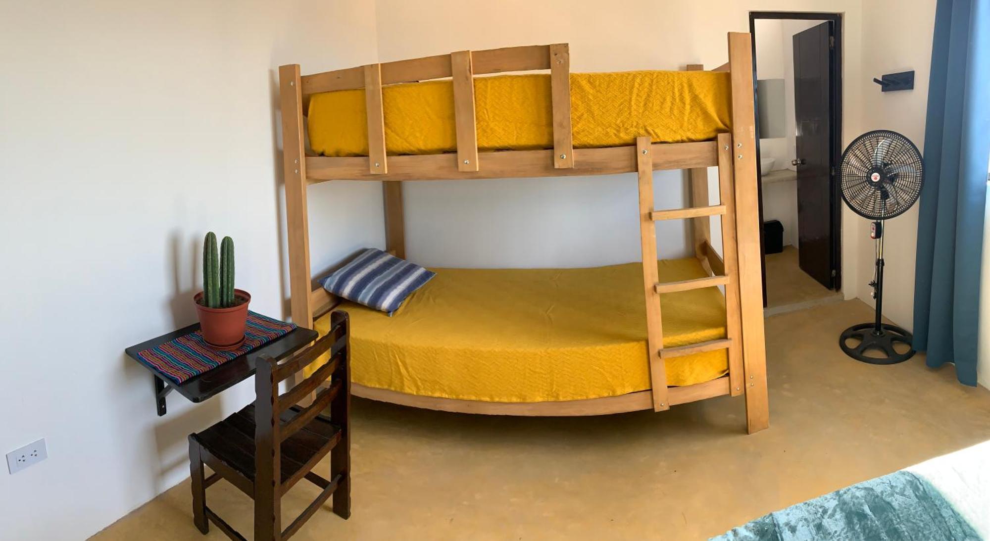Homestay Tayta Surf House *