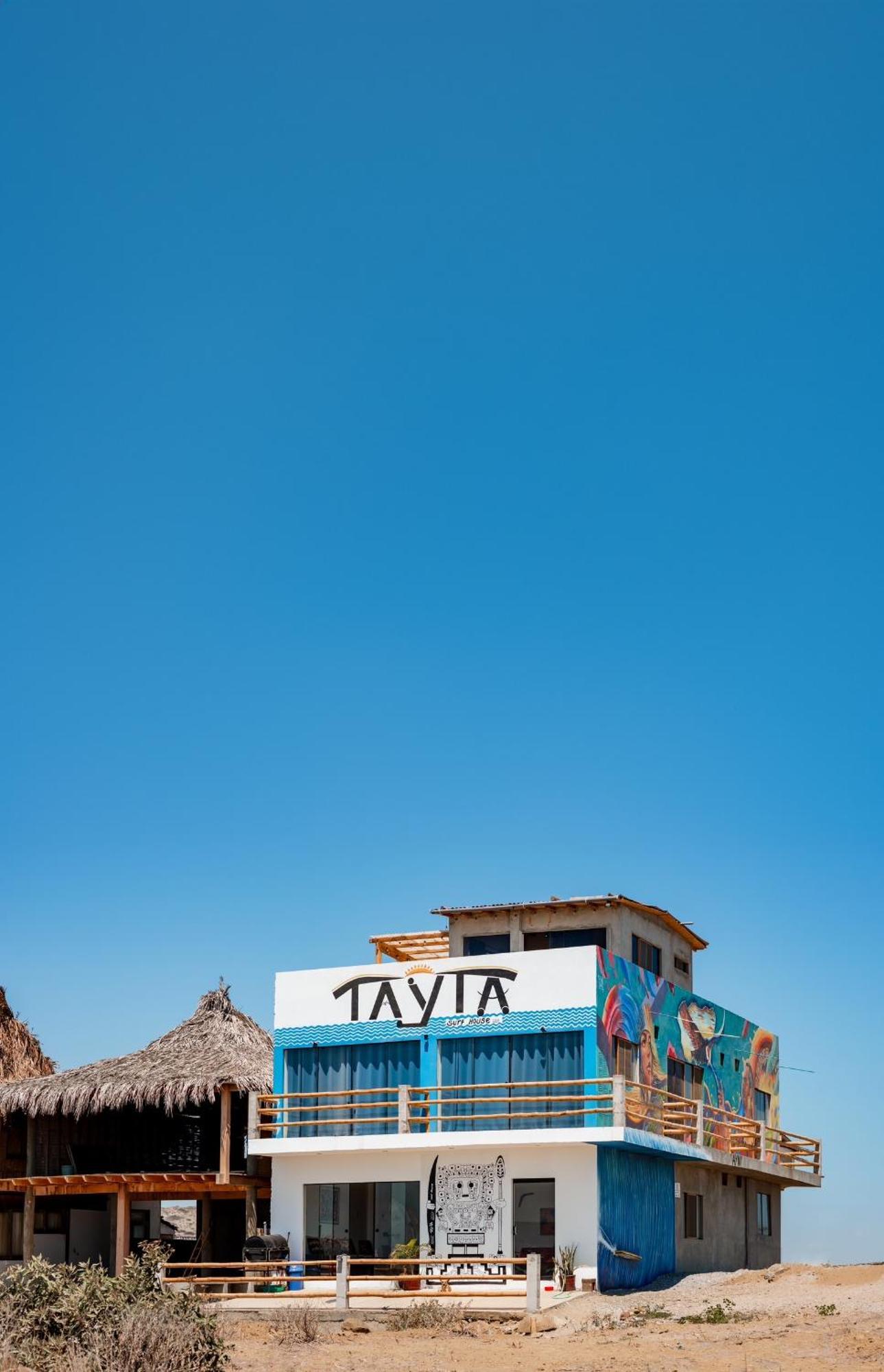 Tayta Surf House Homestay *