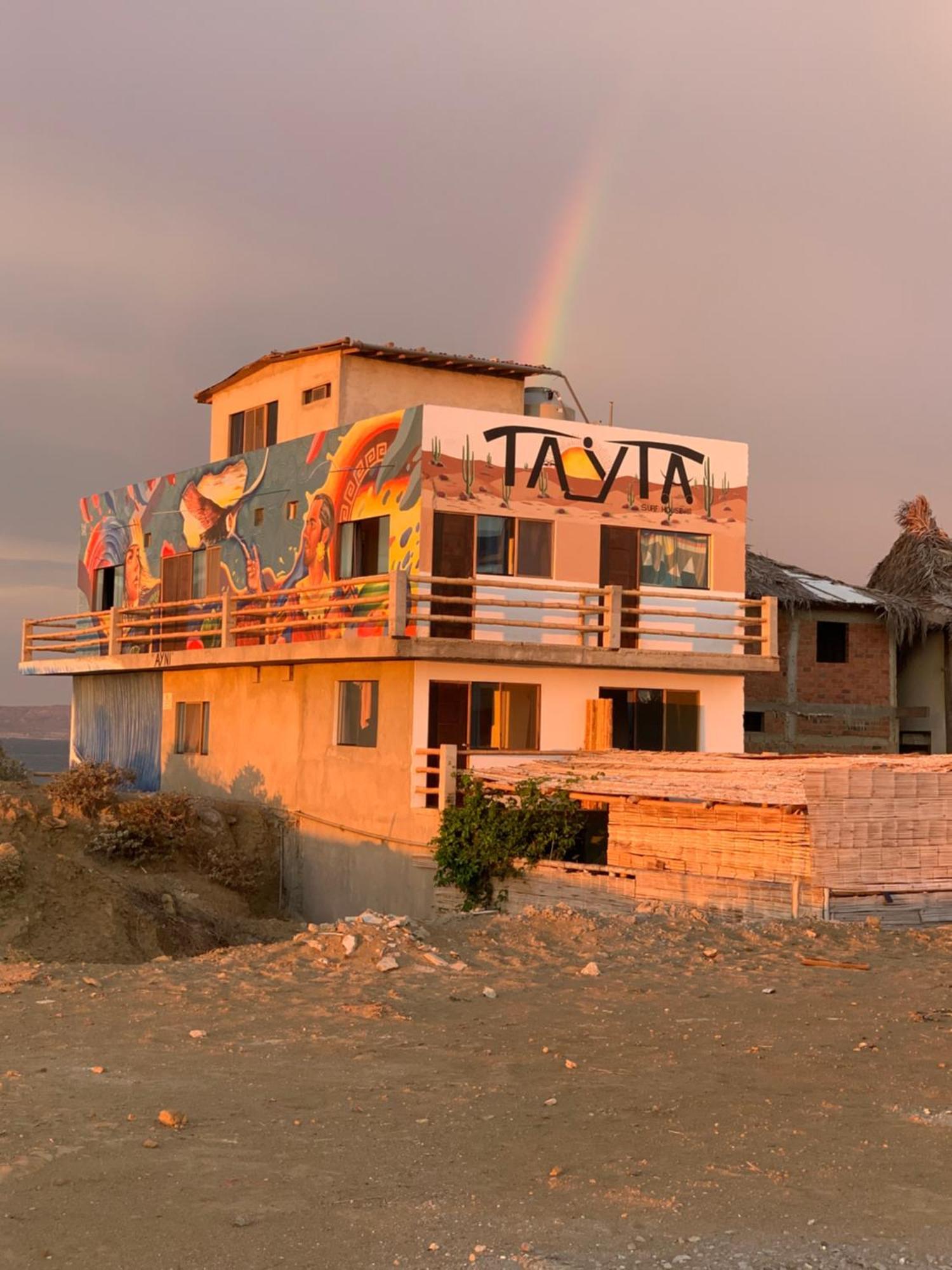 Tayta Surf House Homestay