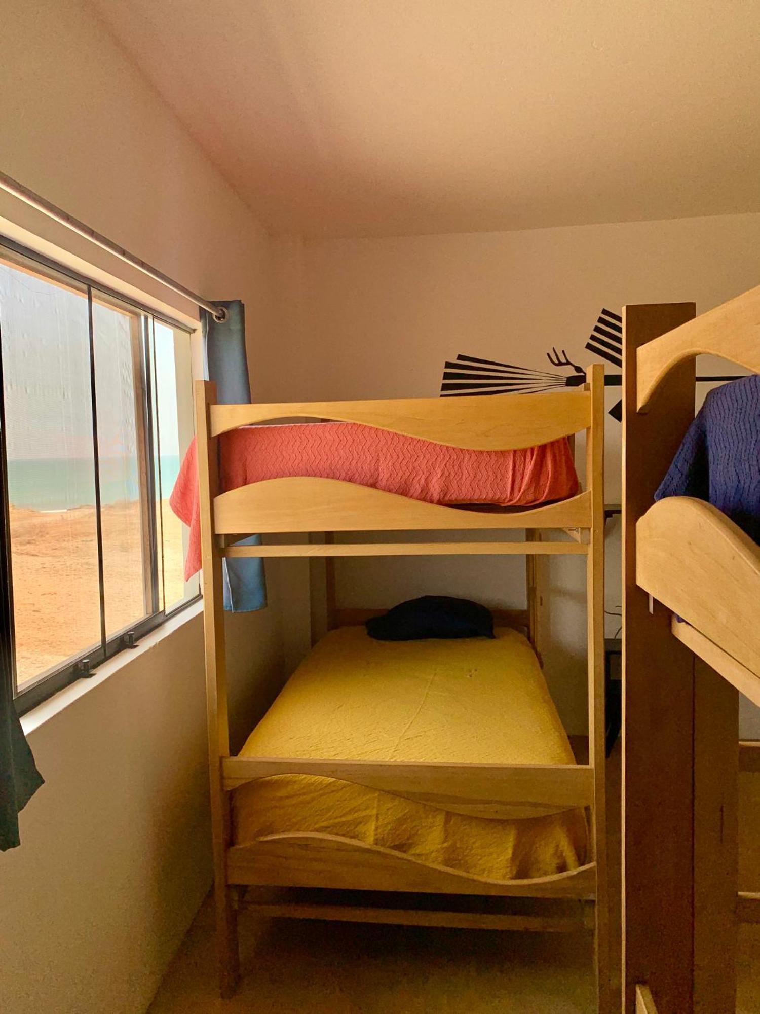 Tayta Surf House Homestay *